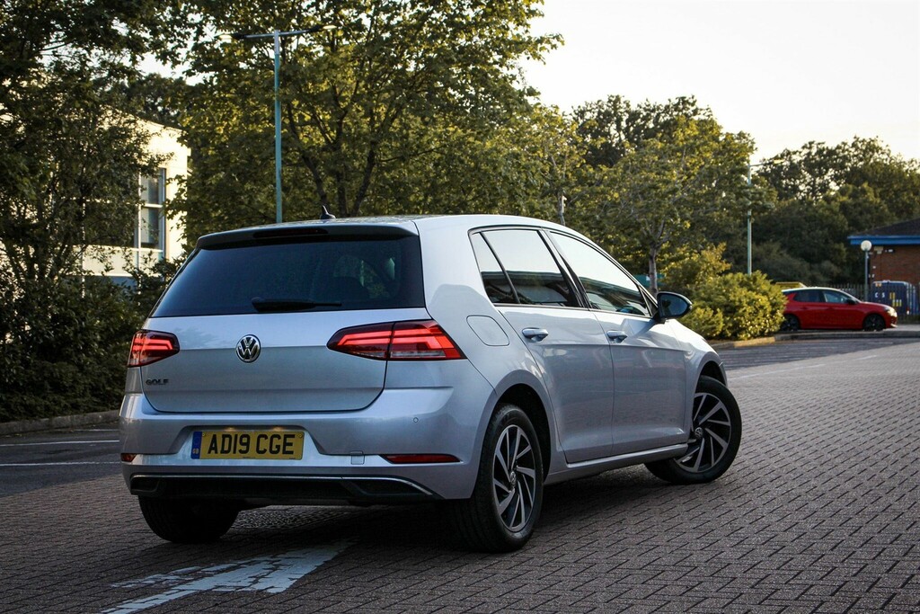 Volkswagen Golf 1.6 Tdi Match Euro 6 Ss AD19CGE #4