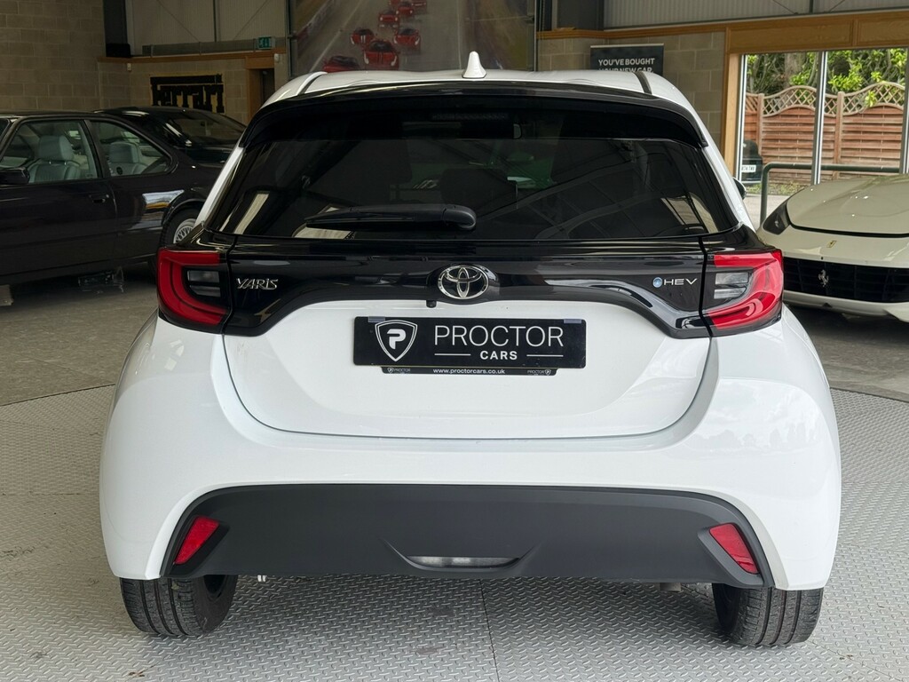Toyota Yaris 1.5 Vvt-h Design E-cvt Euro 6 Ss YT25EHR #6