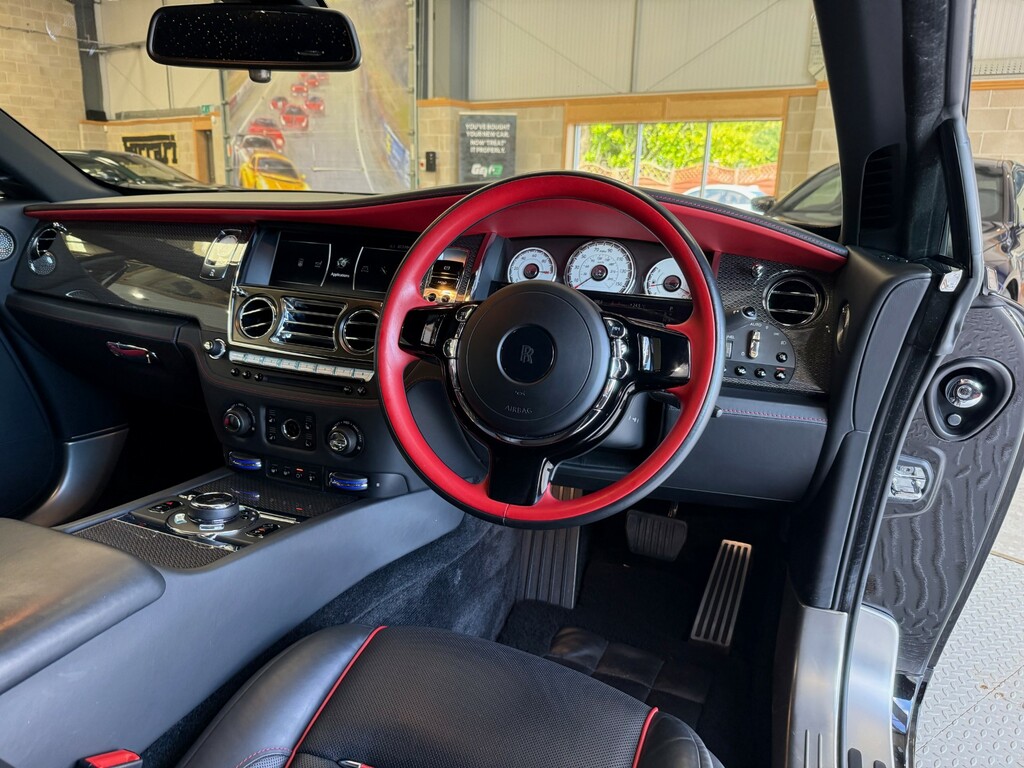 Rolls-Royce Wraith Badge Wraith 6.75L V12 Black Badge Black #17