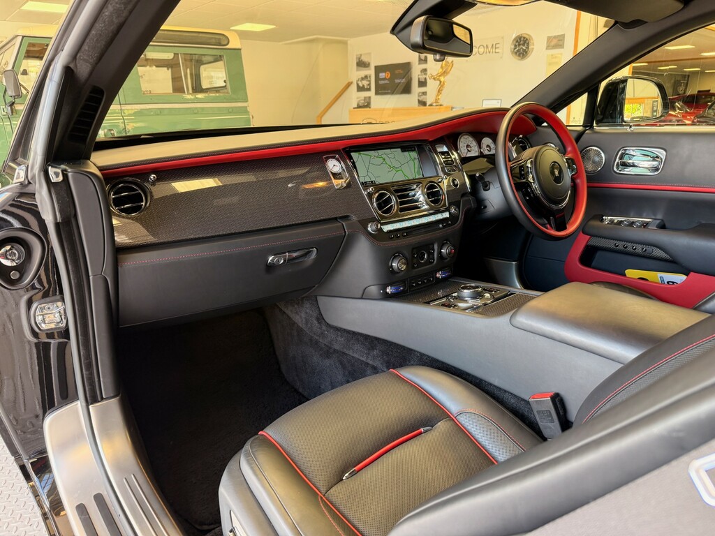 Rolls-Royce Wraith Badge Wraith 6.75L V12 Black Badge Black #25