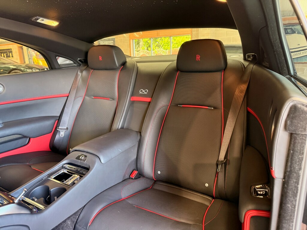 Rolls-Royce Wraith Badge Wraith 6.75L V12 Black Badge Black #30