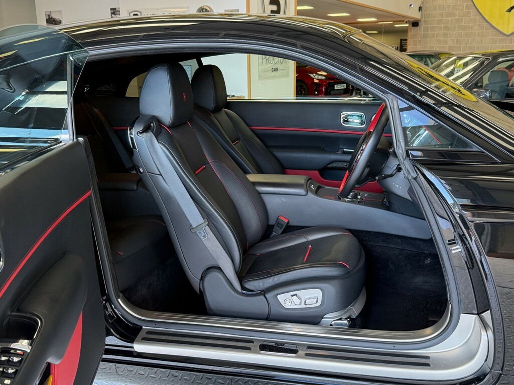 Rolls-Royce Wraith Badge Wraith 6.75L V12 Black Badge Black #15