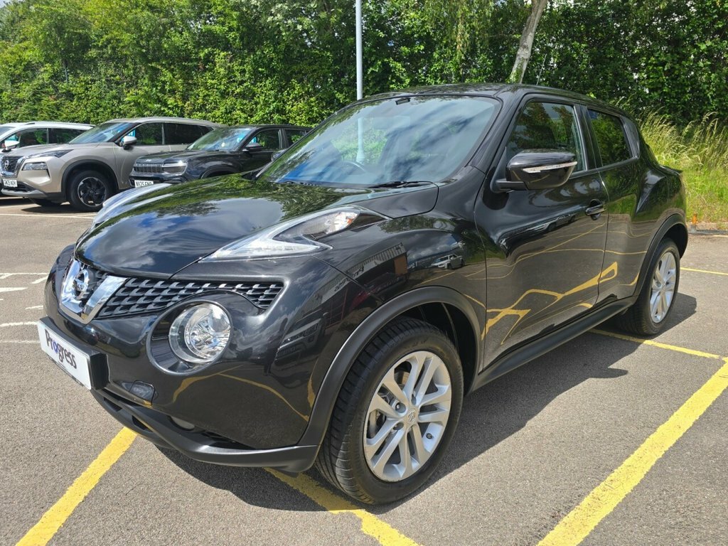Nissan Juke 1.2L Acenta Premium Black #4