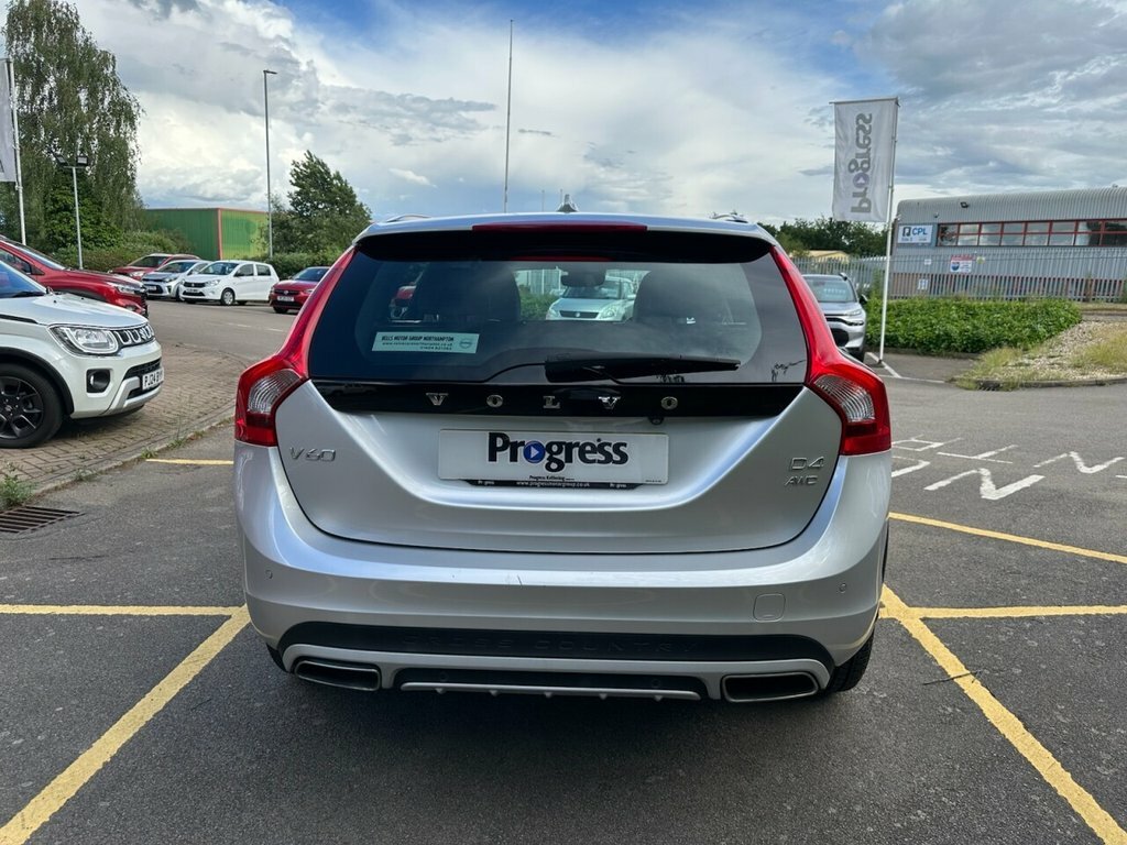 Volvo V60 Cross Country 2.4 D4 Lux Nav Awd Euro 6 Ss Grey #12