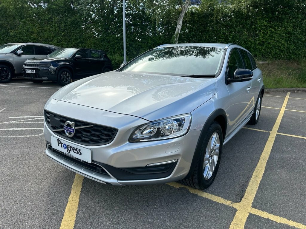 Volvo V60 Cross Country 2.4 D4 Lux Nav Awd Euro 6 Ss Grey #7