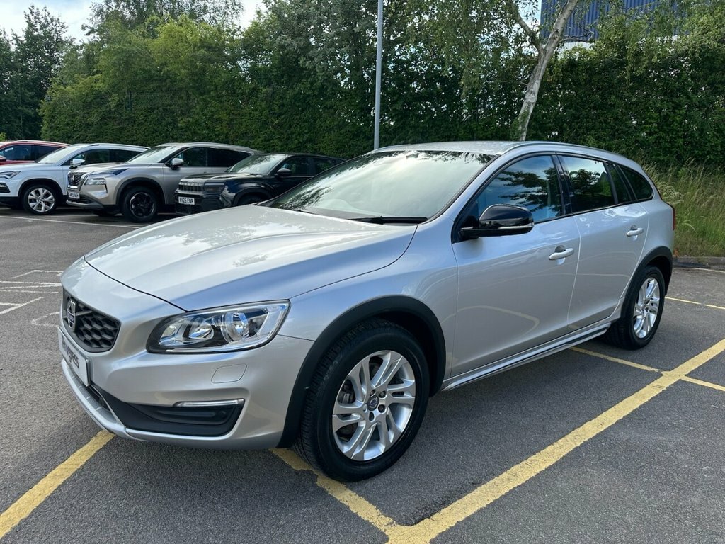 Volvo V60 Cross Country 2.4 D4 Lux Nav Awd Euro 6 Ss Grey #8