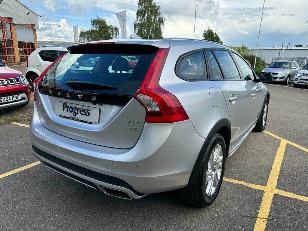 Volvo V60 Cross Country 2.4 D4 Lux Nav Awd Euro 6 Ss Grey #13