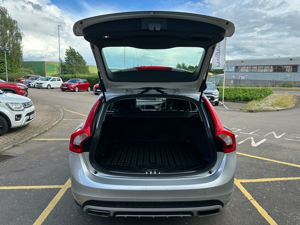 Volvo V60 Cross Country 2.4 D4 Lux Nav Awd Euro 6 Ss Grey #20