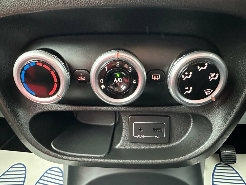Fiat 500L Lounge Blue #36