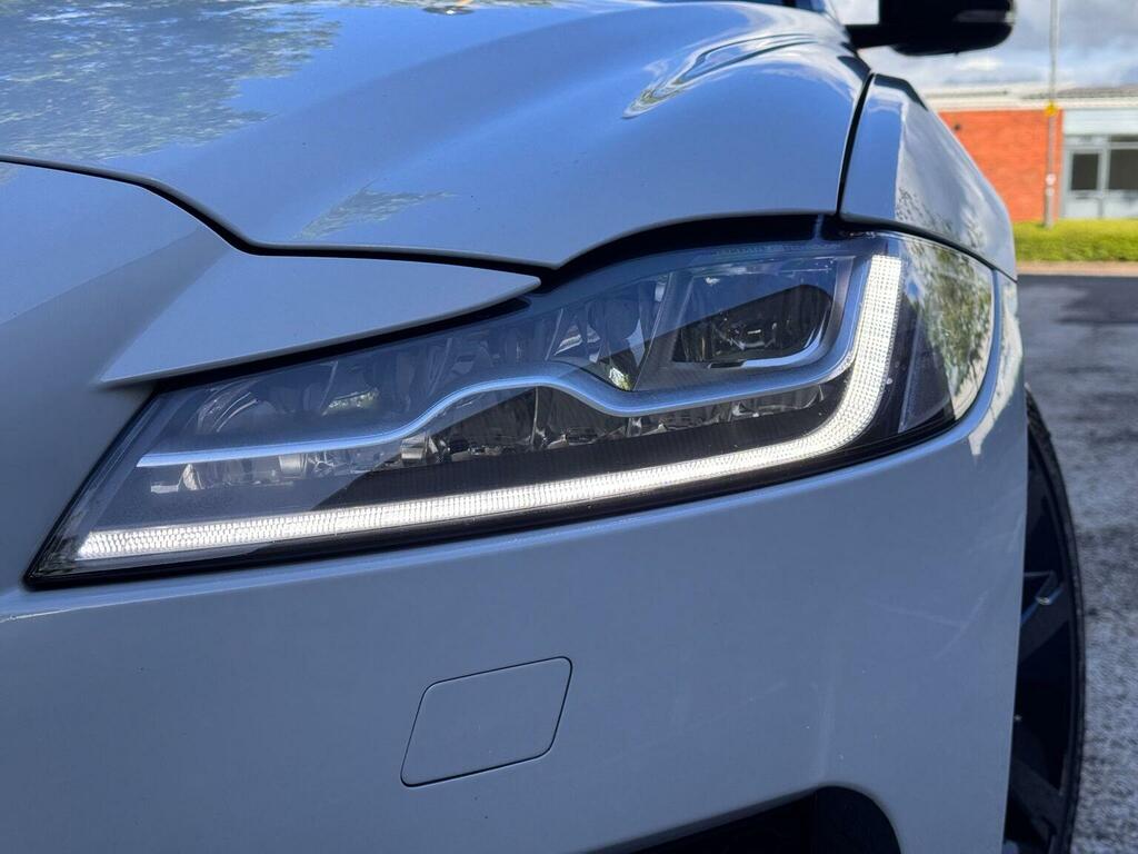 Jaguar XF 3.0 V6 S Euro 6 Ss White #4