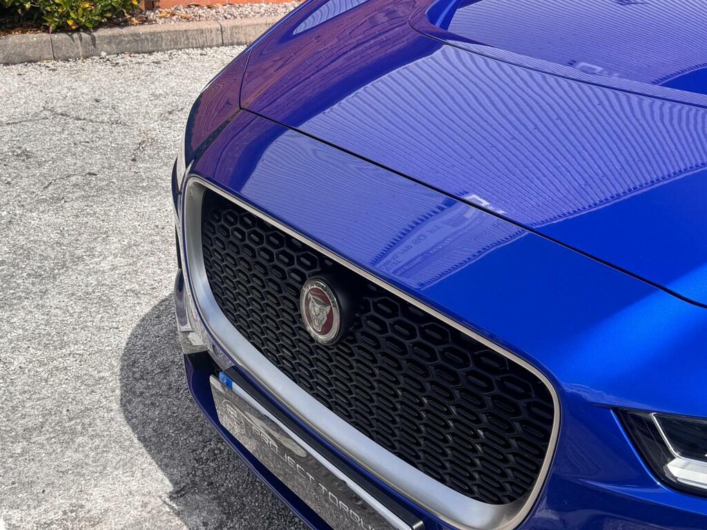 Jaguar I-Pace Electric Black #16