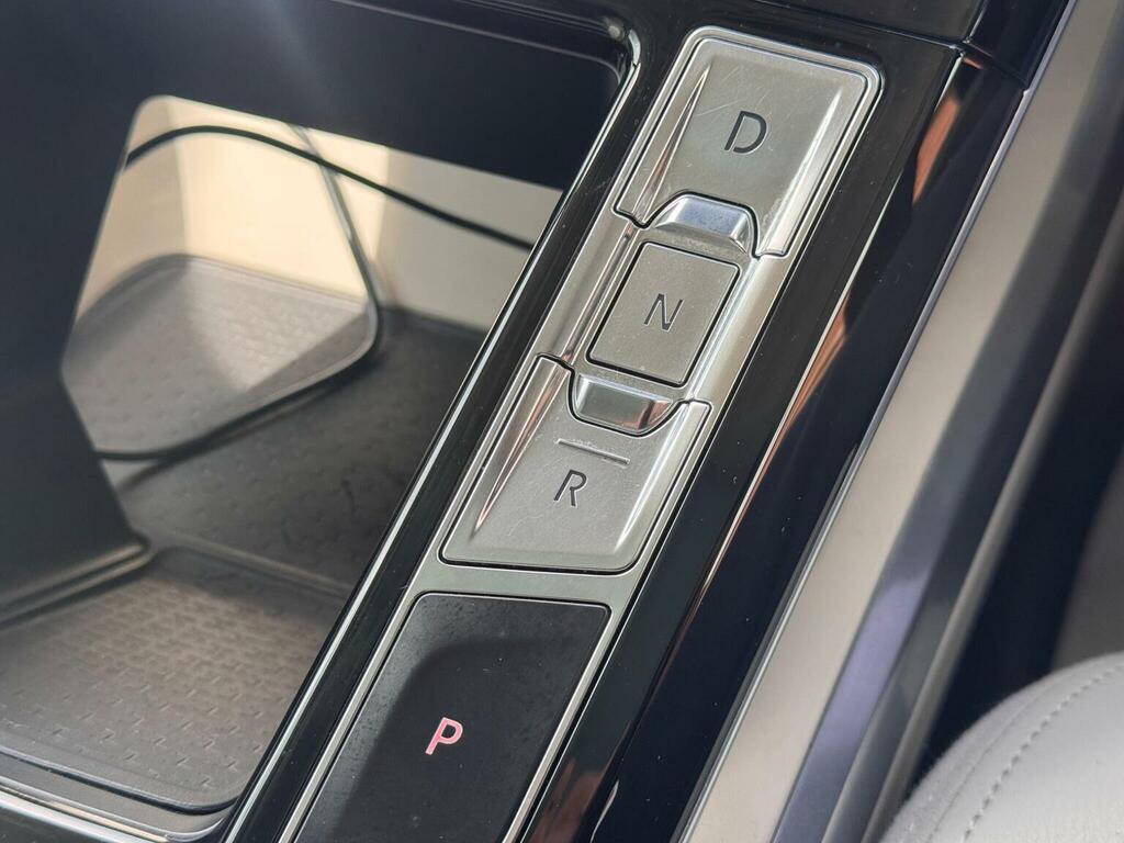 Jaguar I-Pace Electric Black #49