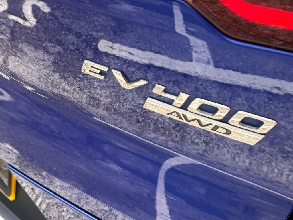 Jaguar I-Pace Electric Black #61