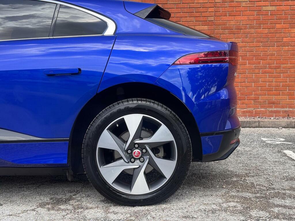 Jaguar I-Pace Electric Black #11