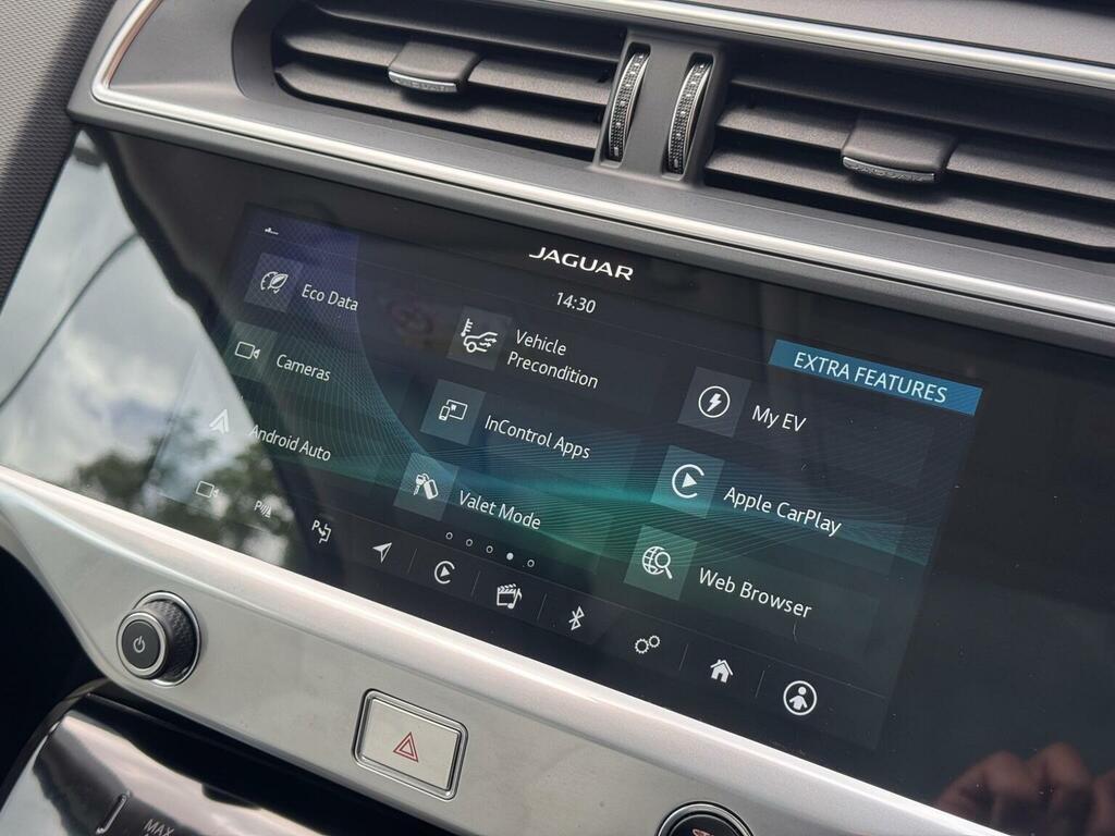 Jaguar I-Pace Electric Black #39