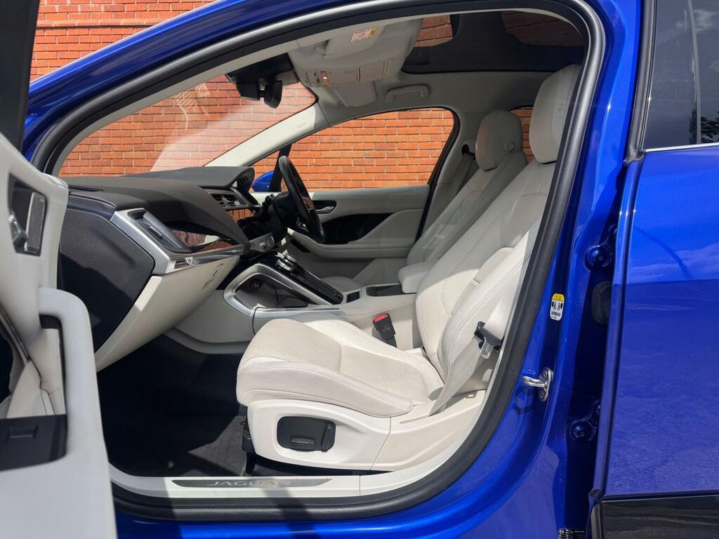 Jaguar I-Pace Electric Black #20