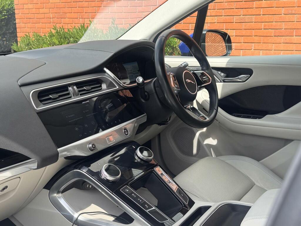 Jaguar I-Pace Electric Black #22