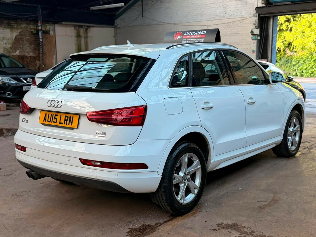Audi Q3 1.4T Fsi Se Estate White #2