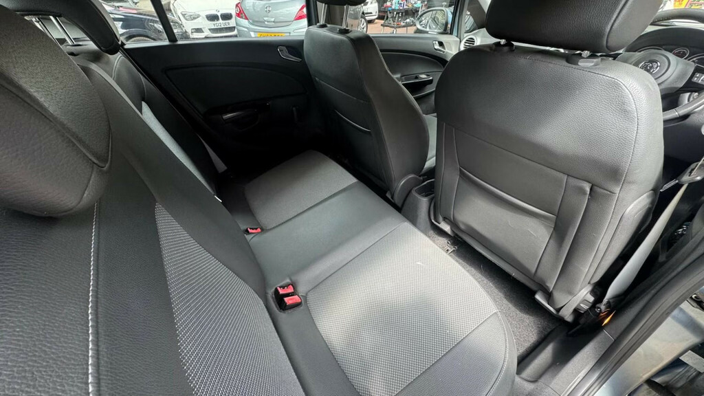 Vauxhall Corsa 1.4 Design 16V Gold #11
