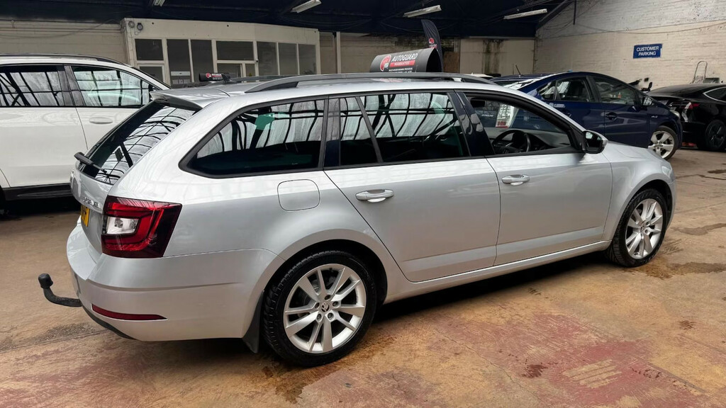 Skoda Octavia 2.0 Tdi Cr Se L Dsg 7 Speed Estate Au Silver #6