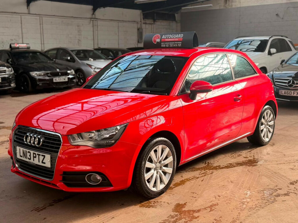 Audi A1 1.6 Tdi Se Euro 5 Ss Black #1