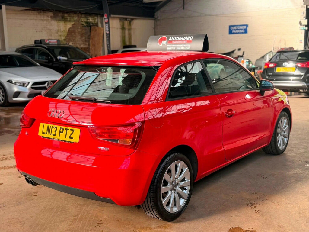Audi A1 1.6 Tdi Se Euro 5 Ss Black #6