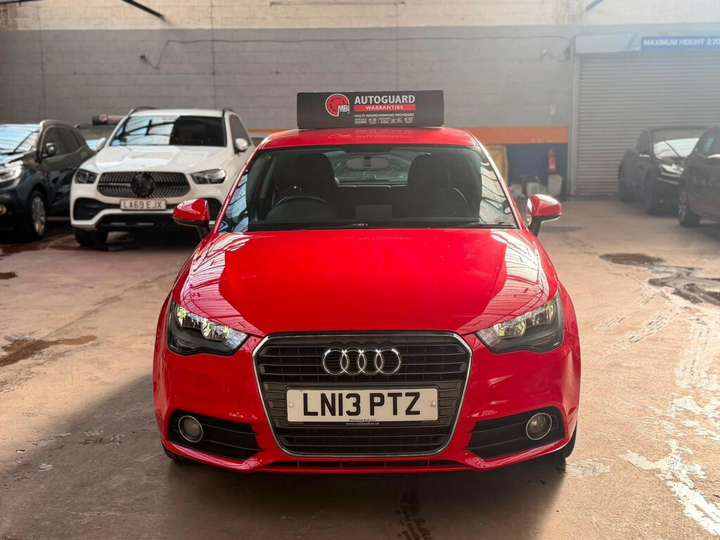 Audi A1 1.6 Tdi Se Euro 5 Ss Black #2