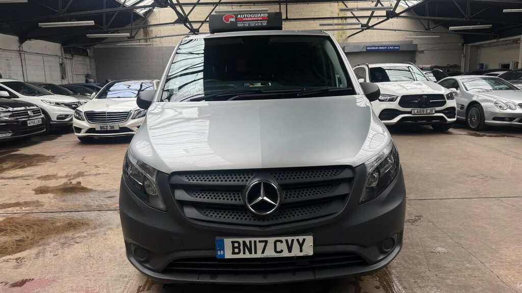 Mercedes-Benz Vito 114Cdi Van Panel Van Silver #2