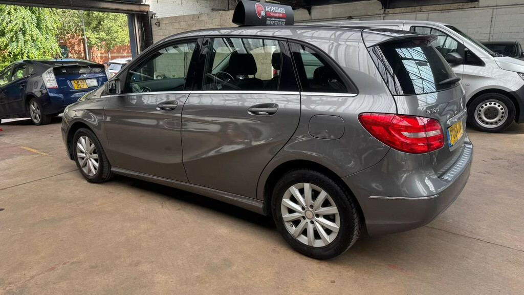Mercedes-Benz B Class B180 1.5 Cdi Se Mpv Black #5