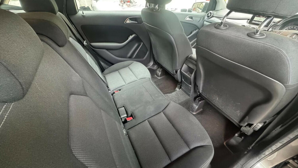 Mercedes-Benz B Class 1.8 B200 Silver #10
