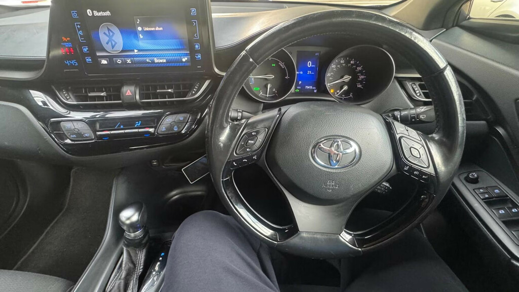 Toyota C-Hr Dynamic Silver #14
