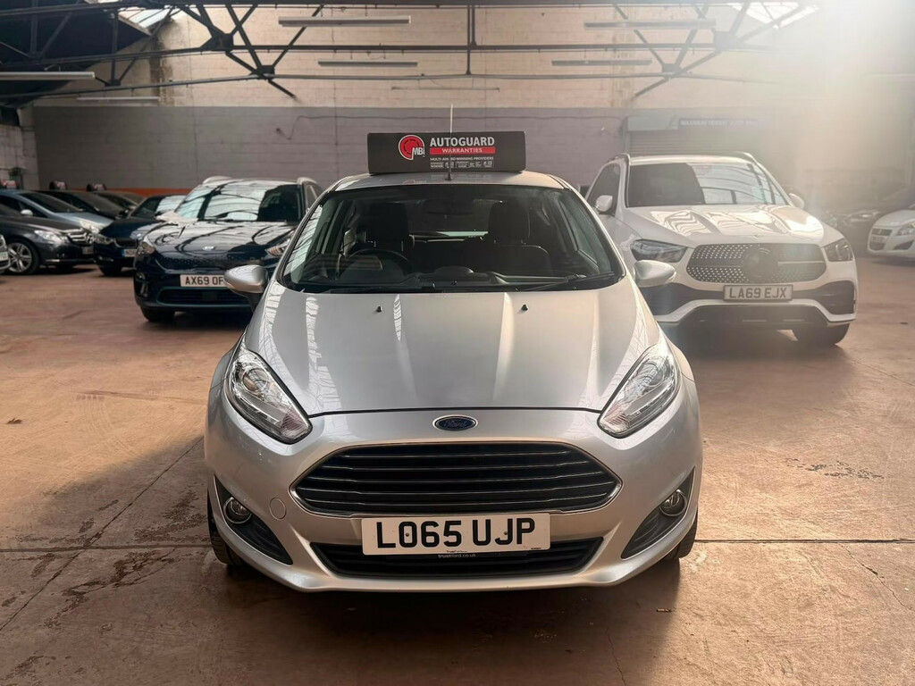 Ford Fiesta 1.25 82 Zetec Hatchback Silver #5