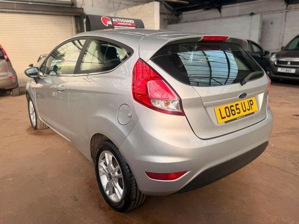 Ford Fiesta 1.25 82 Zetec Hatchback Silver #6