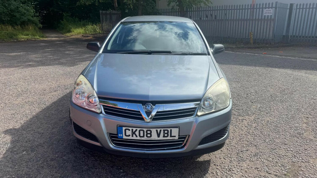 Vauxhall Astra 1.8I Vvt Life Ac Hatchback Silver #2
