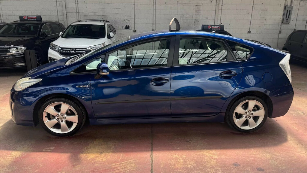 Toyota Prius 1.8 Vvti T Spirit Cvt Hatchback El Blue #3