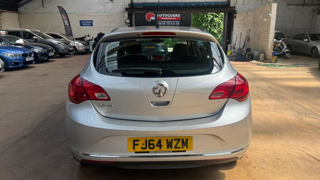 Vauxhall Astra 1.6 Sri 113 Bhp White #4