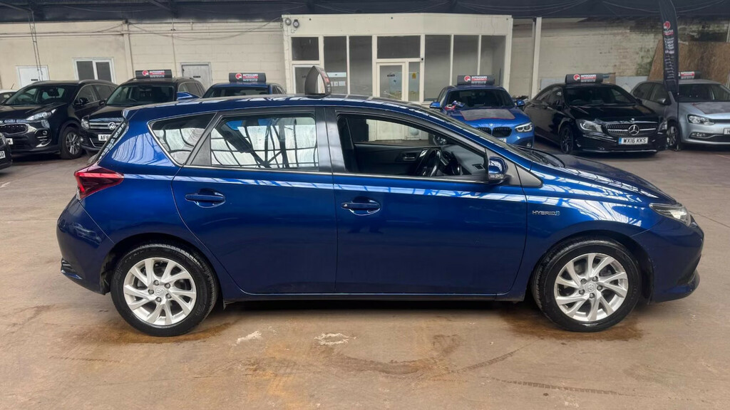 Toyota Auris 1.8 Vvt-h Icon Tech Cvt Euro 6 S S Hatchback Blue #4