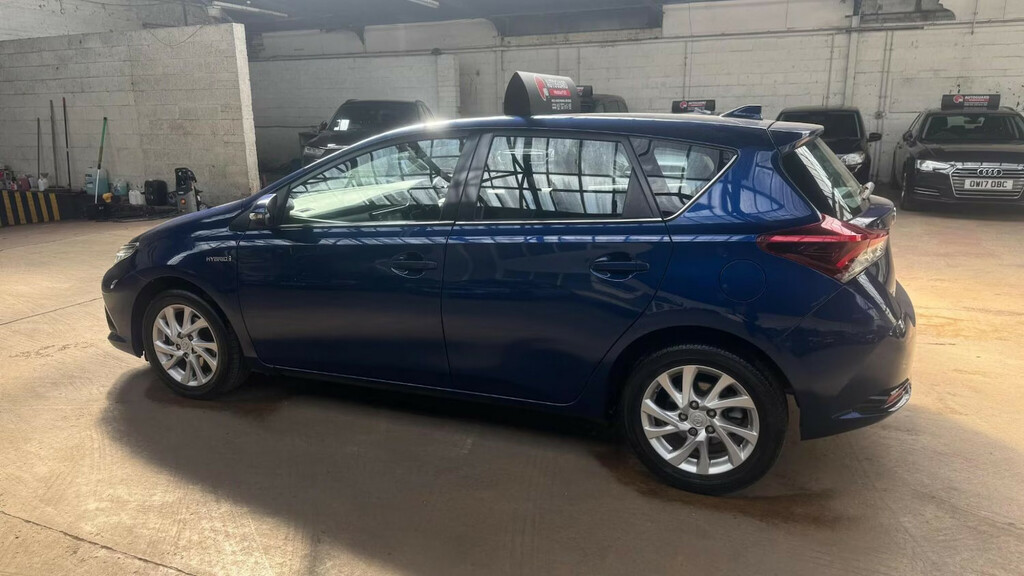 Toyota Auris 1.8 Vvt-h Icon Tech Cvt Euro 6 S S Hatchback Blue #5