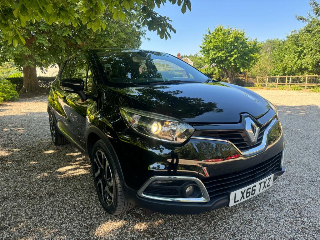Renault Captur Dynamique S Nav Black #4