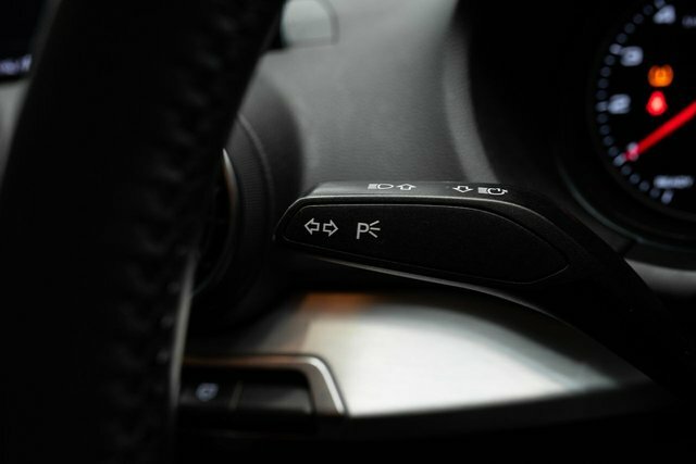 Audi Q2 Q2 Sport Tfsi Black #25