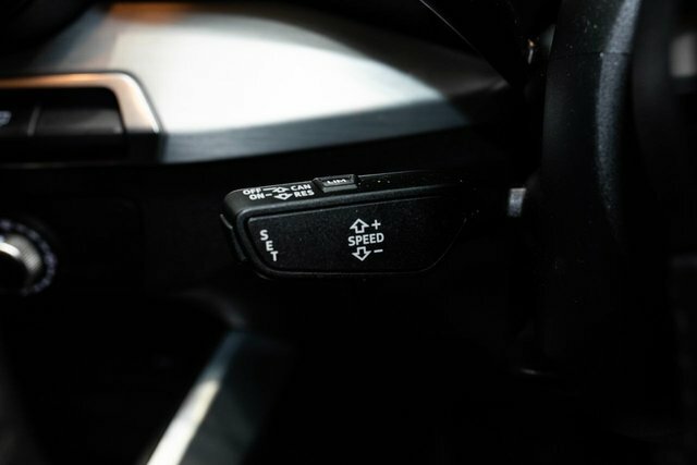 Audi Q2 Q2 Sport Tfsi Black #24