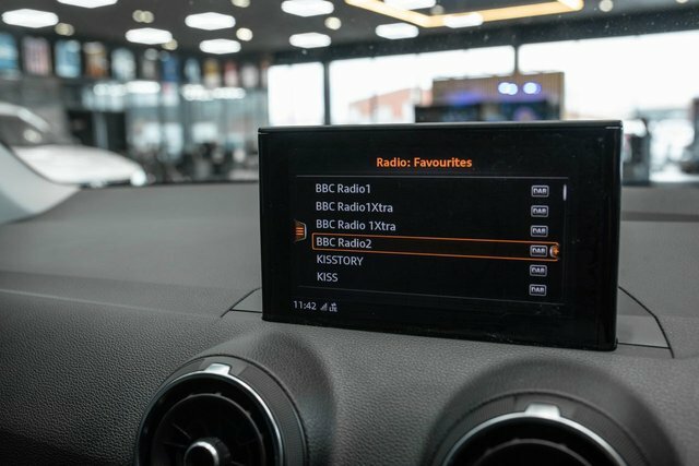 Audi Q2 Q2 Sport Tfsi Black #29