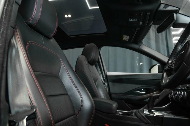 Jaguar E-Pace 2.0D 180 Chequered Flag Edition 2020 Red #20
