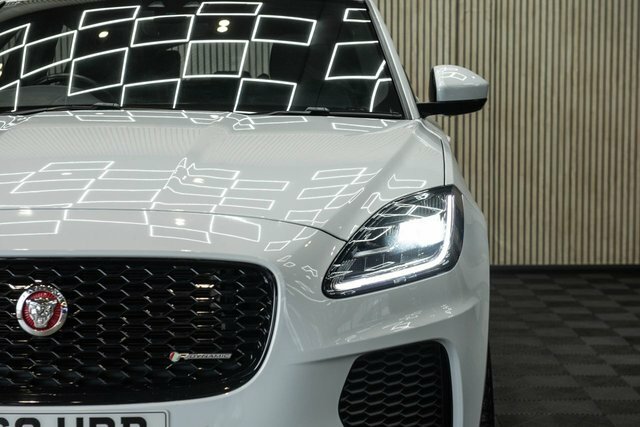 Jaguar E-Pace 2.0D 180 Chequered Flag Edition 2020 Red #19