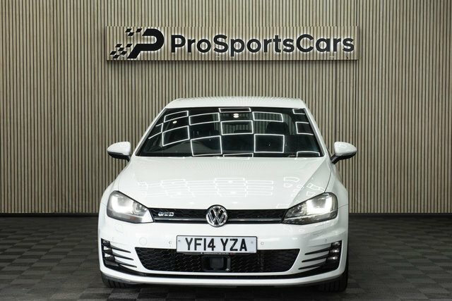 Volkswagen Golf 2.0 Tdi Bluemotion Tech Gtd Hatchback M YF14YZA White #2