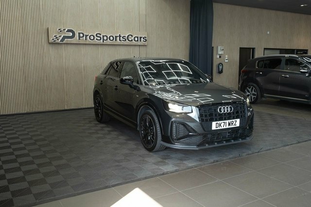 Audi Q2 1.5 Tfsi Cod 35 Black Edition Suv S Tro Black #6