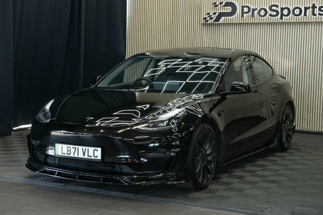 Tesla Model 3 Dual Motor Performance Saloon Black #4