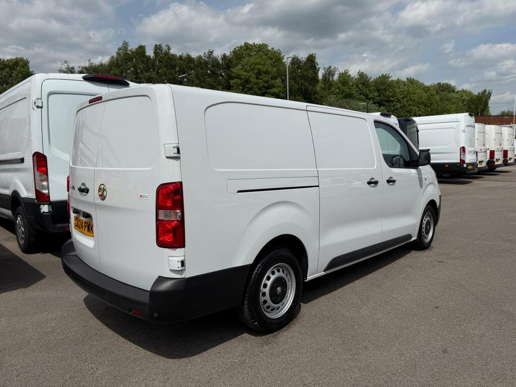 Vauxhall Vivaro Panel Van 1.5 Turbo D Prime Xl Panel Van Lwb Euro CA24PWK White #6
