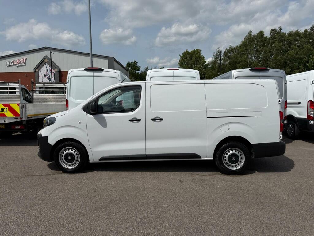 Vauxhall Vivaro Panel Van 1.5 Turbo D Prime Xl Panel Van Lwb Euro CA24PWK White #5