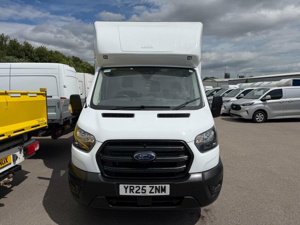 Ford Transit Custom Luton Low-loader Luton 130Ps Leader Fwd 202525 YR25ZNM White #2